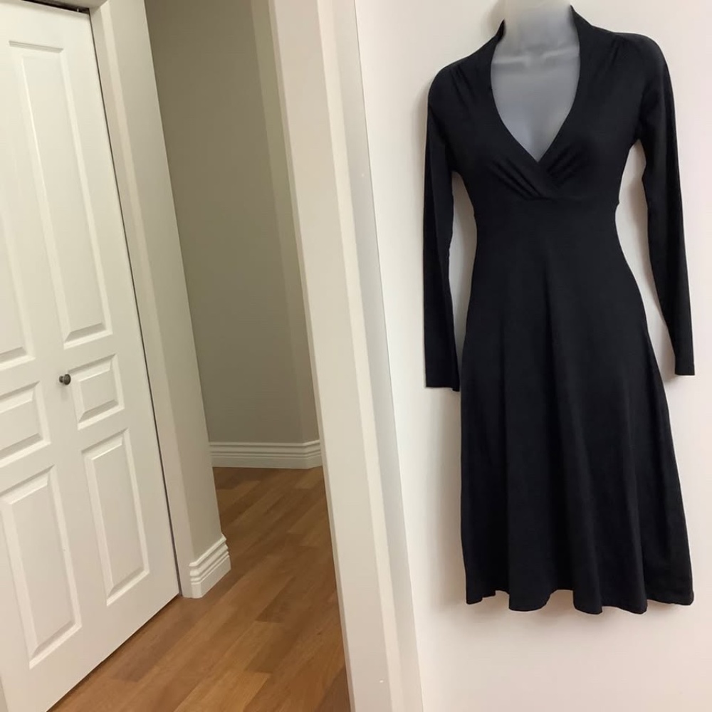 Patagonia Black Dress w stretch XS